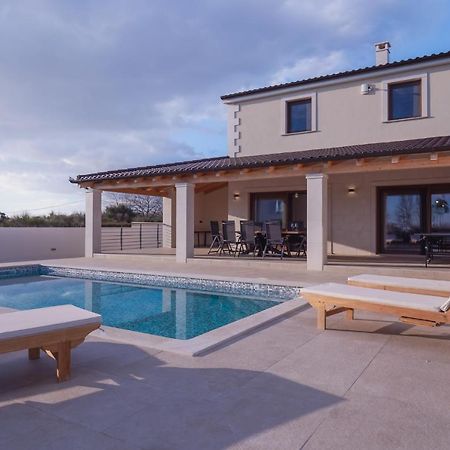 Villa Lydia Marcana Luaran gambar