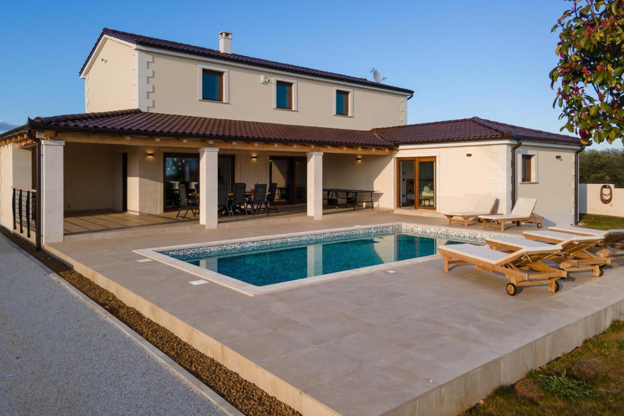 Villa Lydia Marcana Luaran gambar