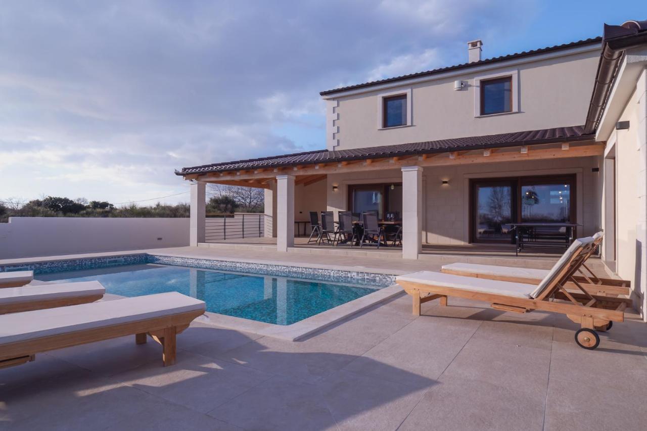 Villa Lydia Marcana Luaran gambar